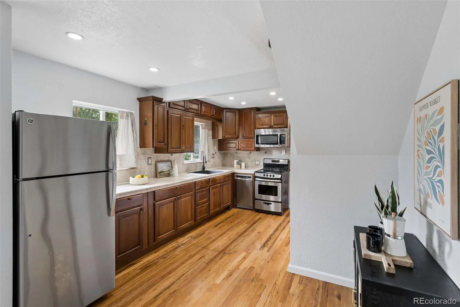556 S Canosa Court Denver CO 80219 MLS #REC5411248 06302026030246 1600 8