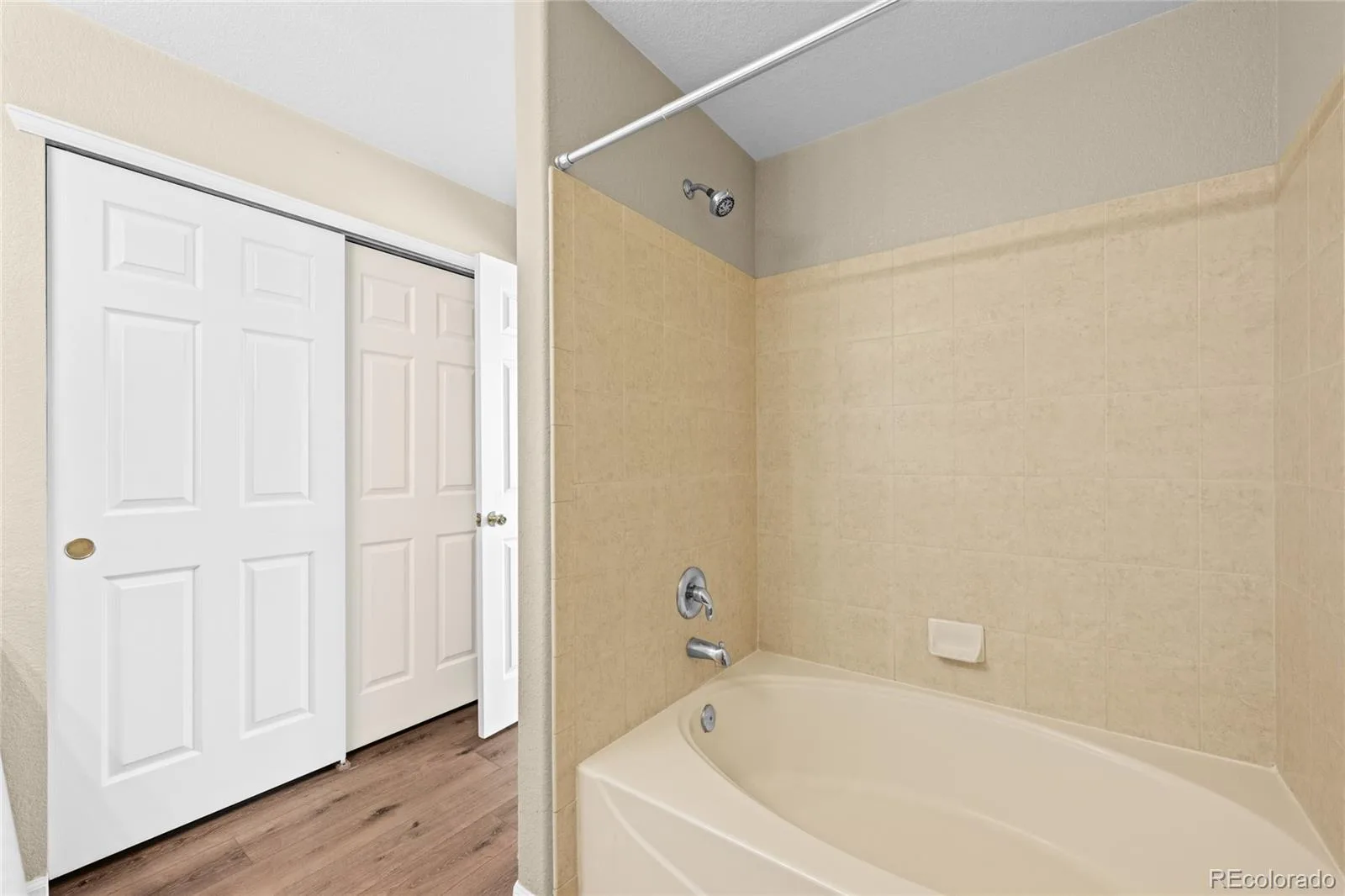 20473 E Quincy Place Aurora CO 80015 | MLS #REC5414791 10072026133642 1600 18