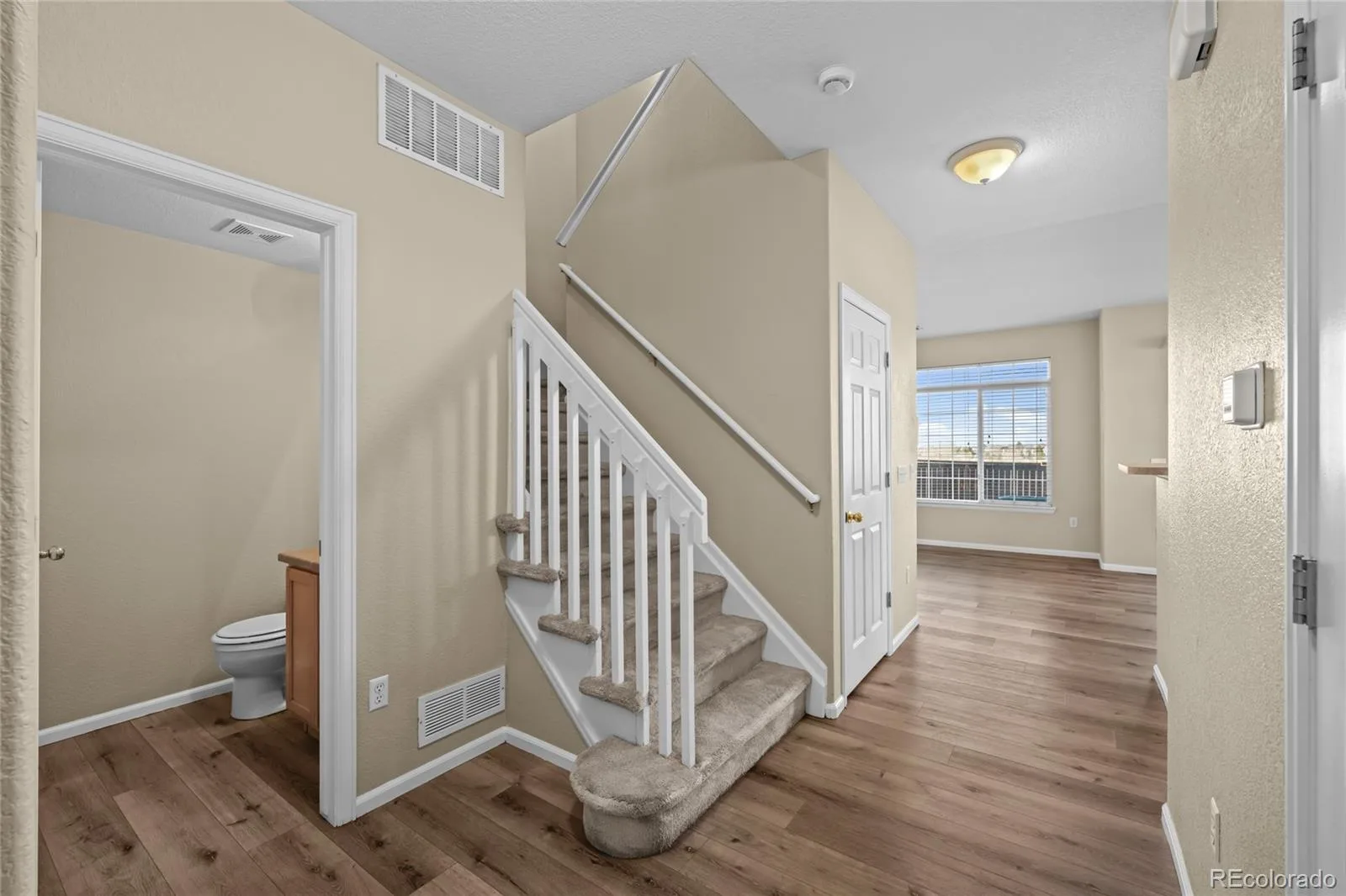 20473 E Quincy Place Aurora CO 80015 | MLS #REC5414791 10072026133642 1600 3