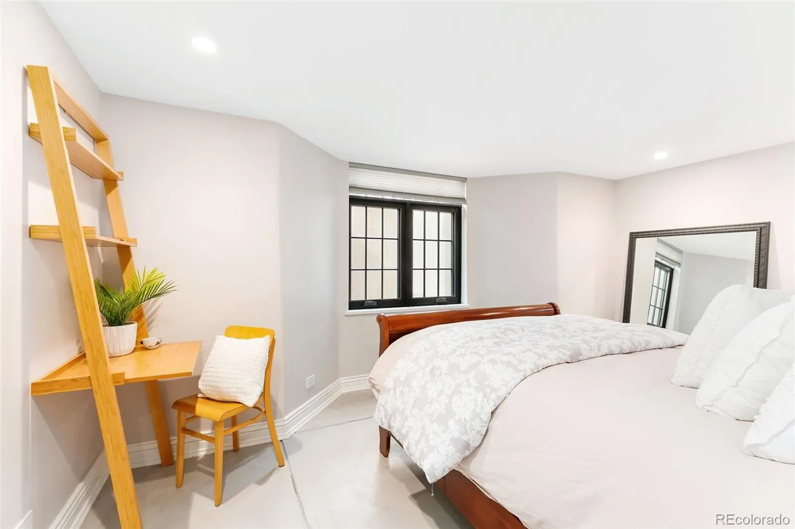 03122026140911 1600 38