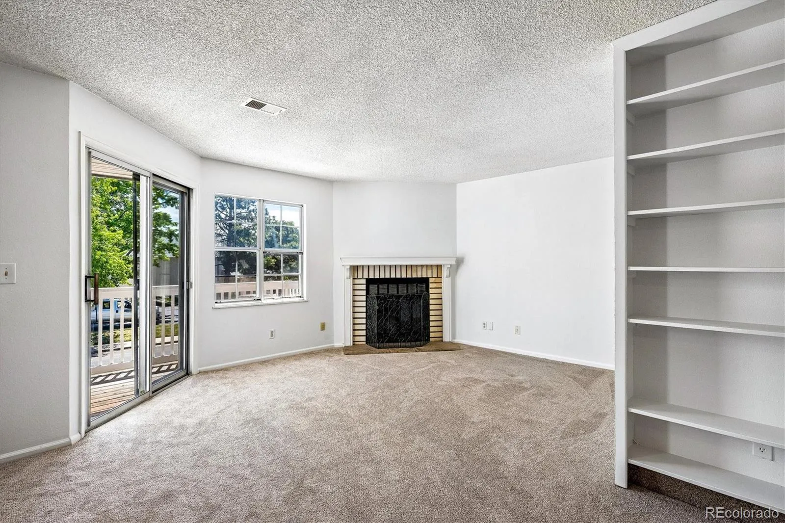 12583 E Pacific Circle #D Aurora CO 80014 MLS #REC5418440 05212026184359 1600 11