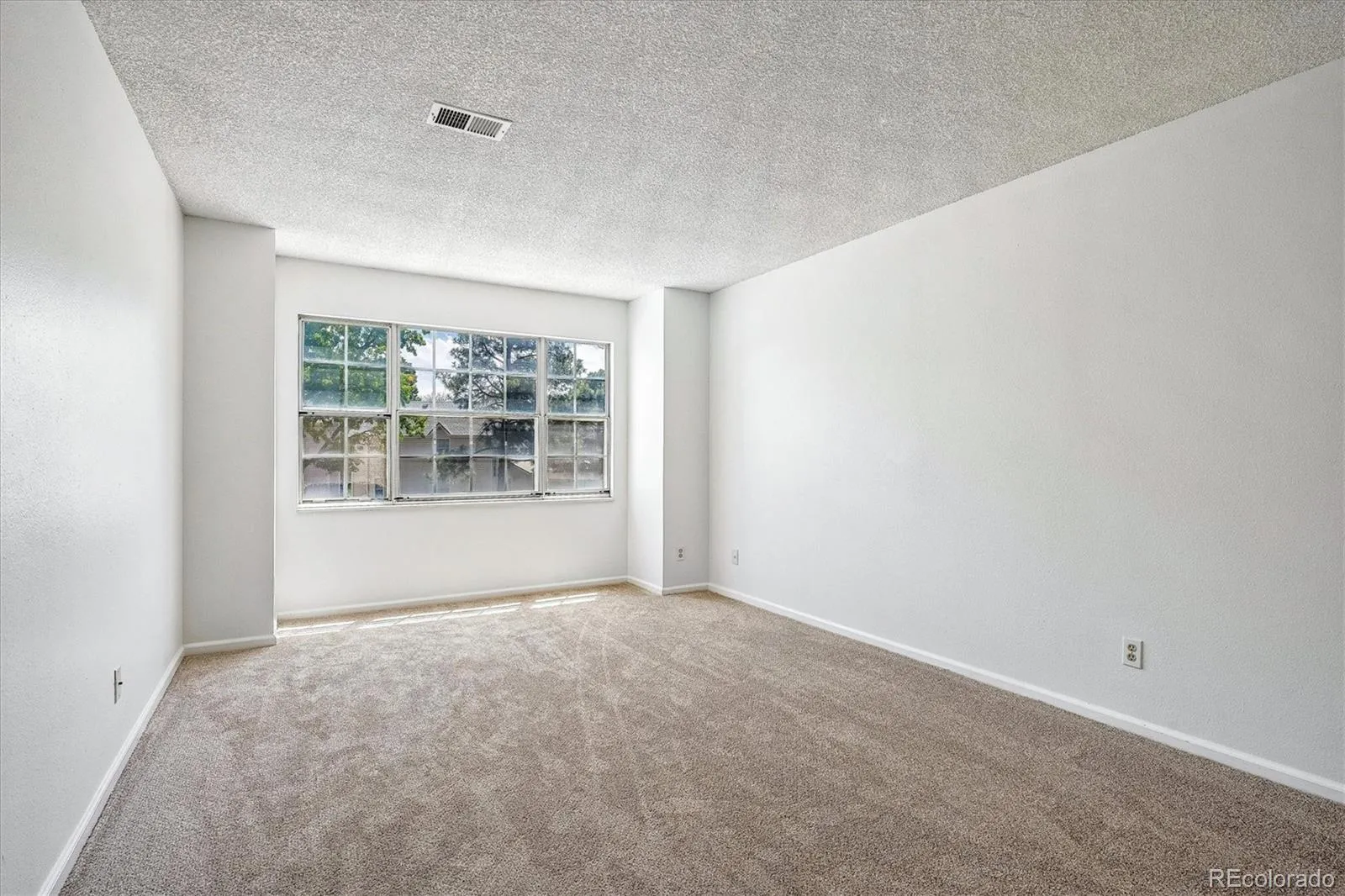 12583 E Pacific Circle #D Aurora CO 80014 MLS #REC5418440 05212026184359 1600 13