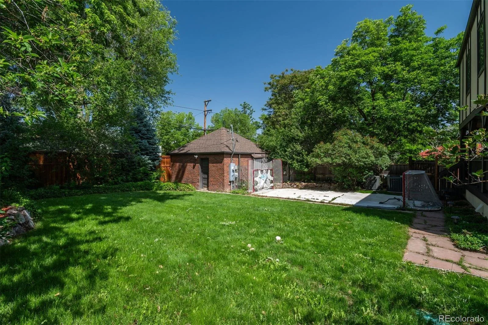 395 Albion Street Denver CO 80220 MLS #REC5419868 06102026211910 1600 40