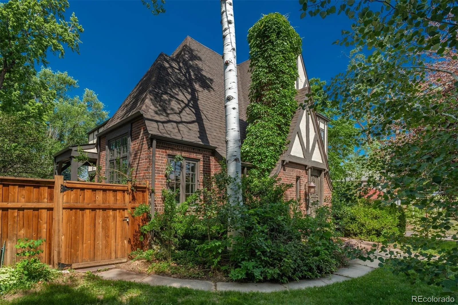 395 Albion Street Denver CO 80220 MLS #REC5419868 06102026211910 1600 43