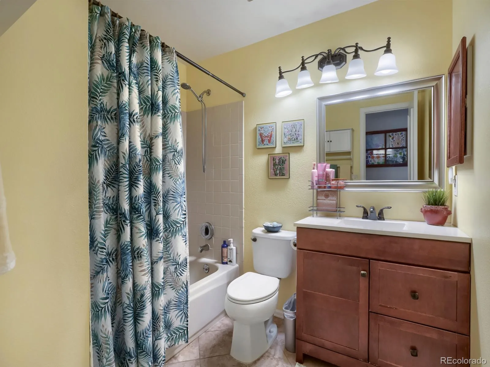 5544 S Xenon Way Littleton CO 80127 MLS #REC5420123 04302026212724 1600 19