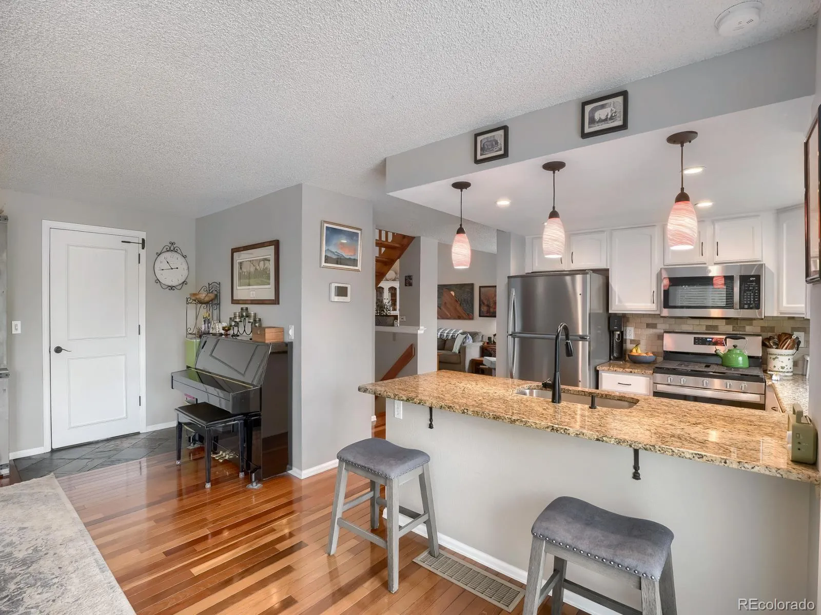 5544 S Xenon Way Littleton CO 80127 MLS #REC5420123 04302026212724 1600 8