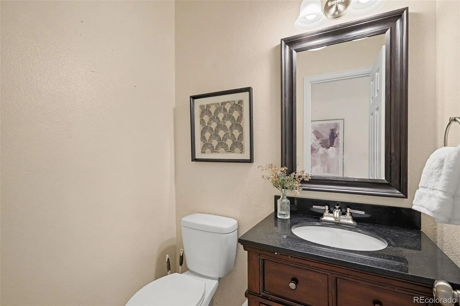 3805 W Union Avenue Denver CO 80236 MLS #REC5420621 06252026141754 1600 17