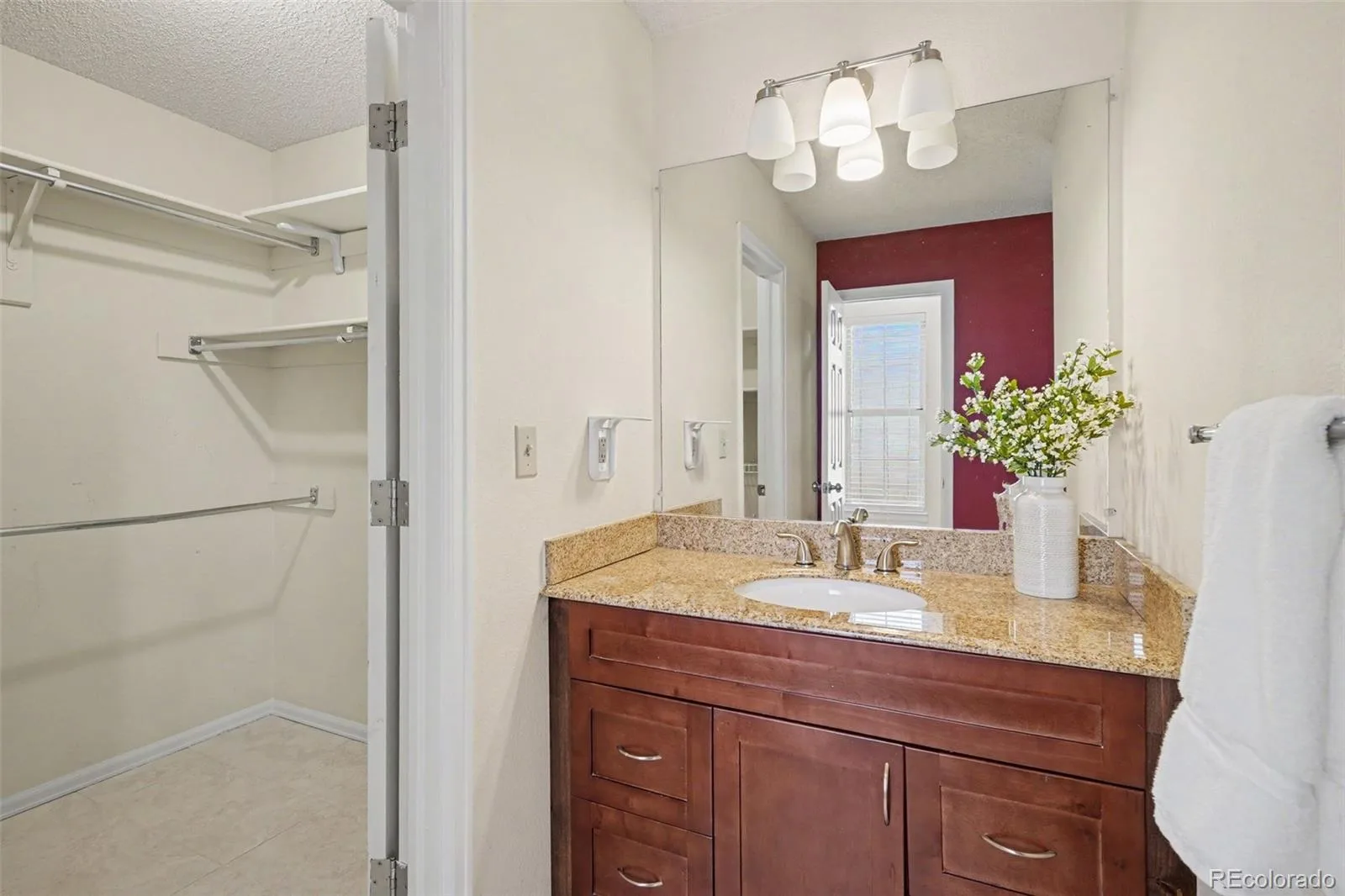 3805 W Union Avenue Denver CO 80236 MLS #REC5420621 06252026141754 1600 21