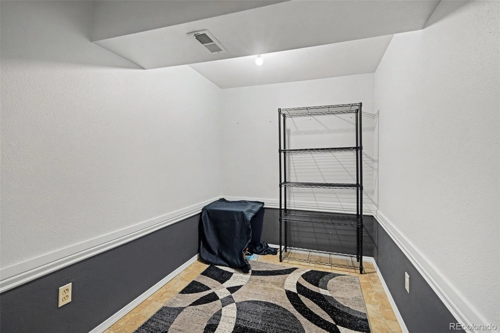 3805 W Union Avenue Denver CO 80236 MLS #REC5420621 06252026141754 1600 29