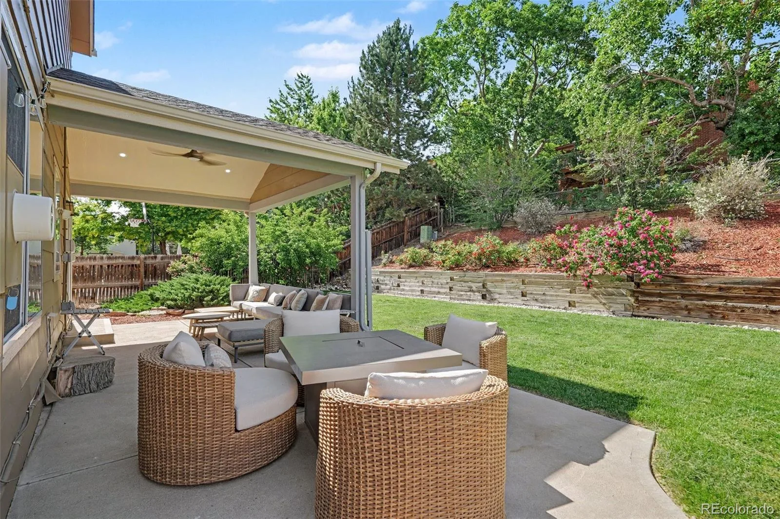 3805 W Union Avenue Denver CO 80236 MLS #REC5420621 06252026141754 1600 31