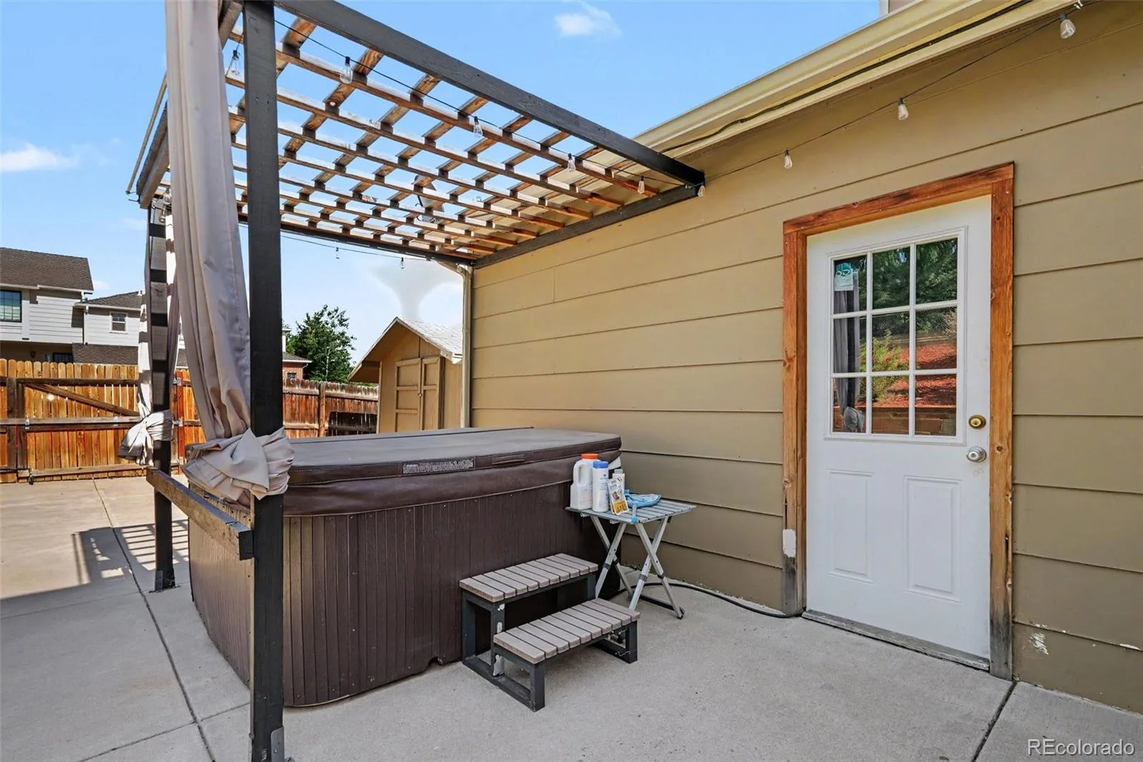 3805 W Union Avenue Denver CO 80236 MLS #REC5420621 06252026141754 1600 32