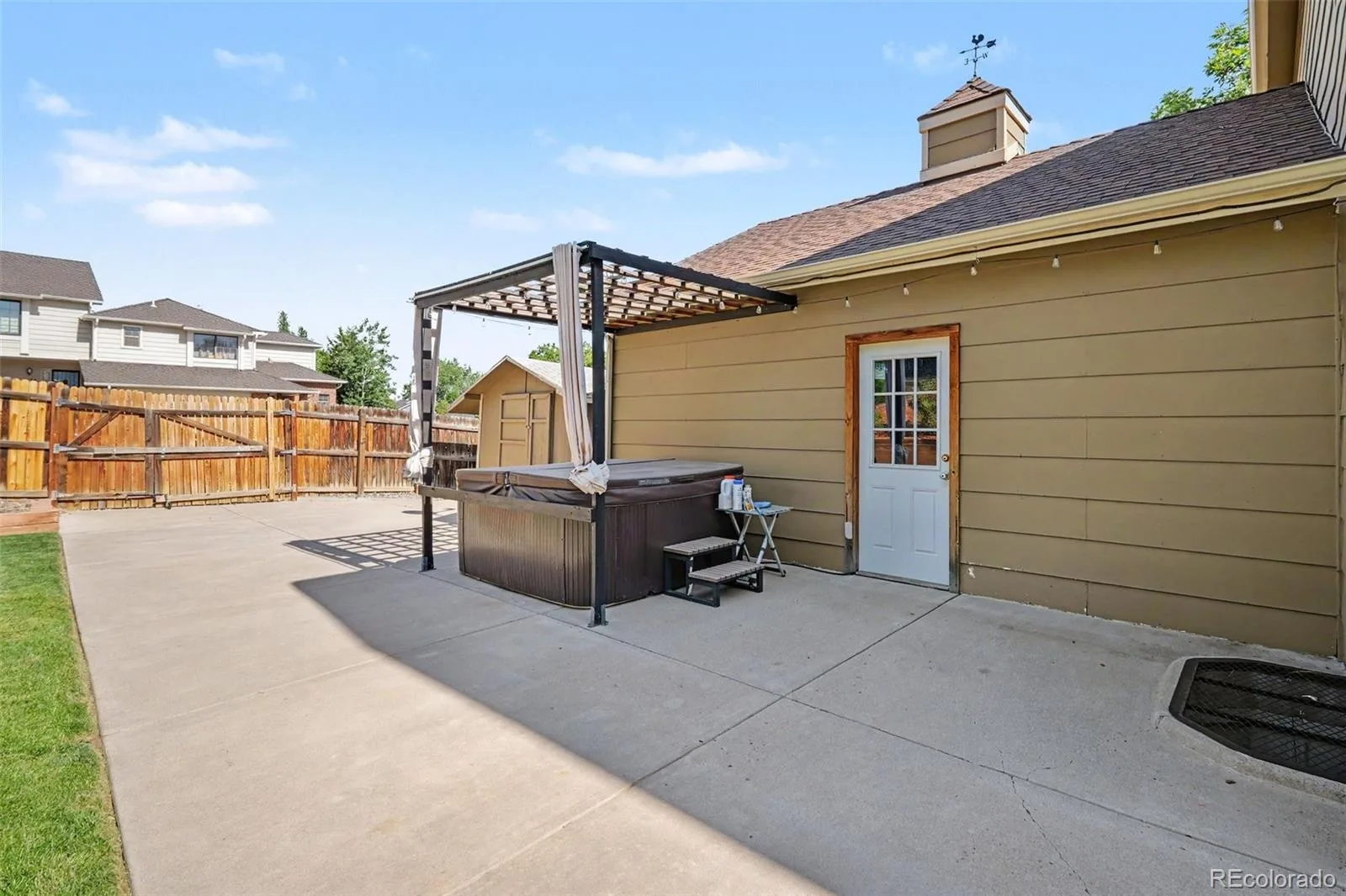 3805 W Union Avenue Denver CO 80236 MLS #REC5420621 06252026141754 1600 33