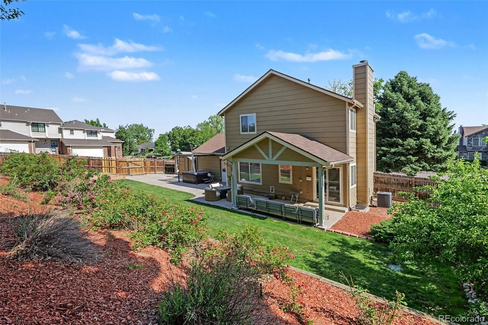 3805 W Union Avenue Denver CO 80236 MLS #REC5420621 06252026141754 1600 40