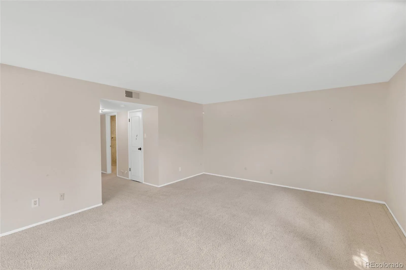 3511 S Hillcrest Drive #4 Denver CO 80237 | MLS #REC5422015 08042026204605 1600 11