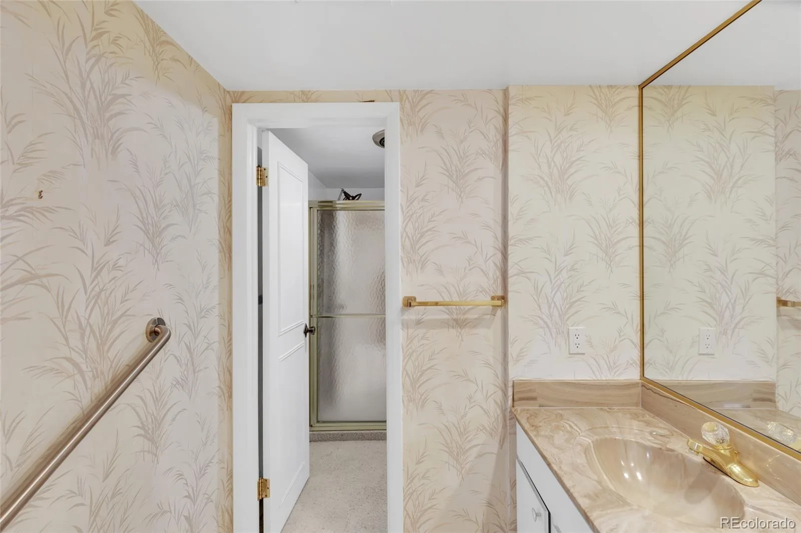 3511 S Hillcrest Drive #4 Denver CO 80237 | MLS #REC5422015 08042026204605 1600 16