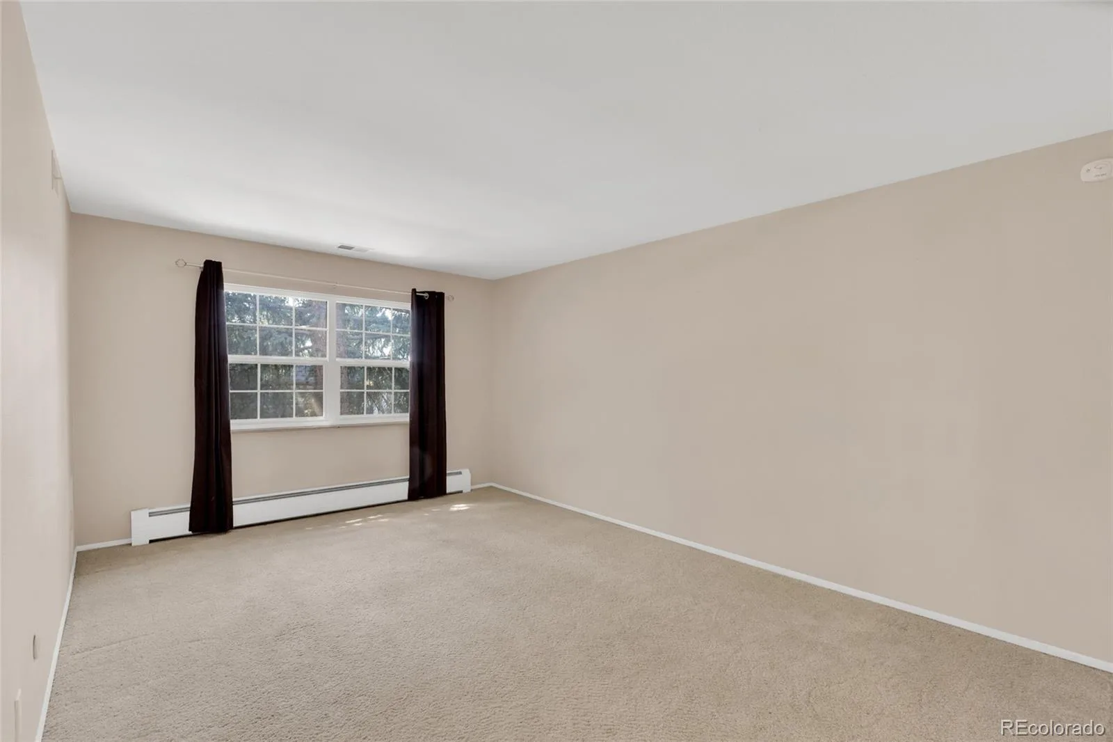 3511 S Hillcrest Drive #4 Denver CO 80237 | MLS #REC5422015 08042026204605 1600 18