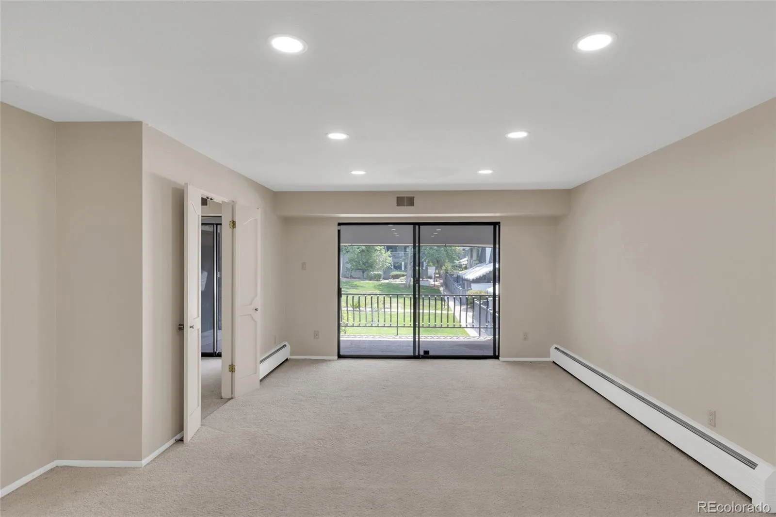 3511 S Hillcrest Drive #4 Denver CO 80237 | MLS #REC5422015 08042026204605 1600 3