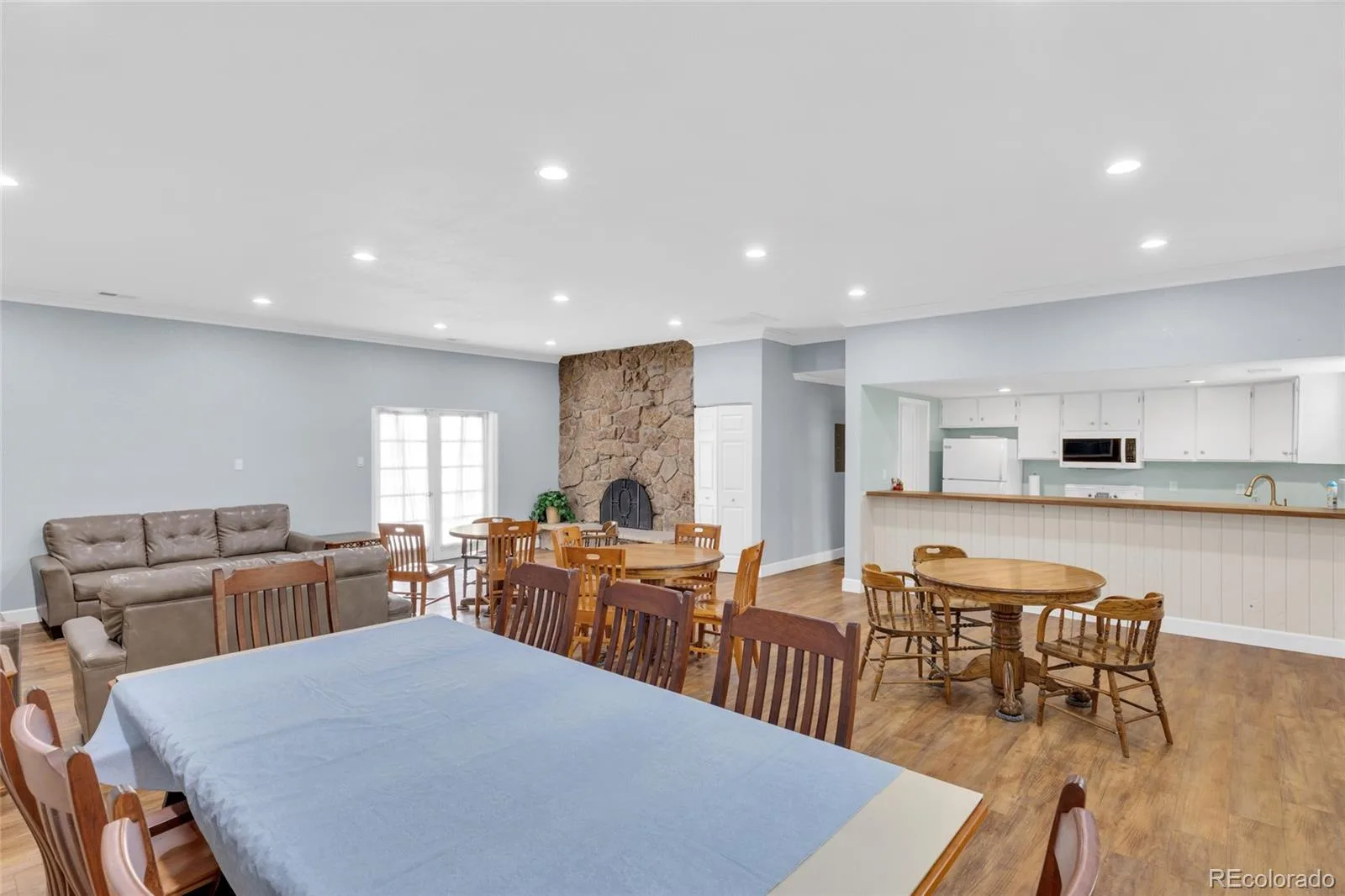 3511 S Hillcrest Drive #4 Denver CO 80237 | MLS #REC5422015 08042026204605 1600 35