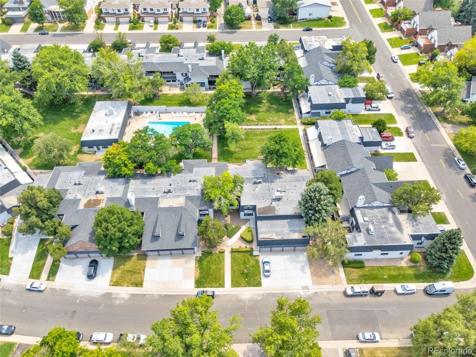 3511 S Hillcrest Drive #4 Denver CO 80237 | MLS #REC5422015 08042026204605 1600 36