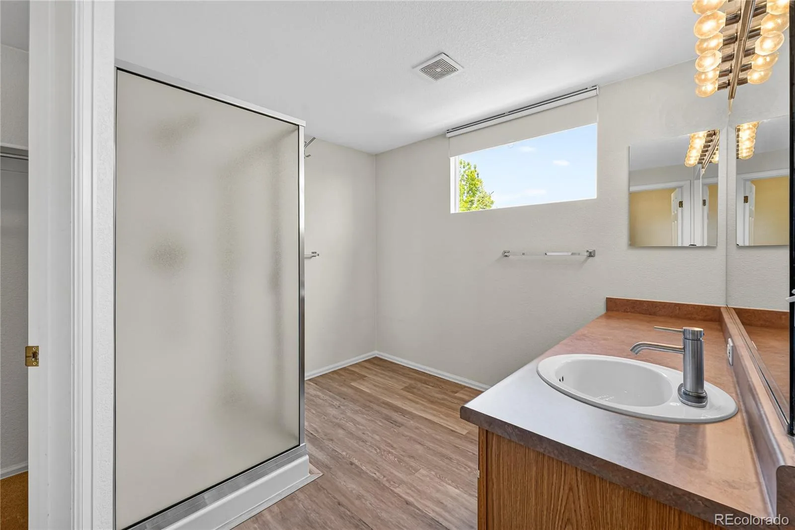 5414 Oak Street Arvada CO 80002 MLS #REC5426022 06102026183711 1600 16