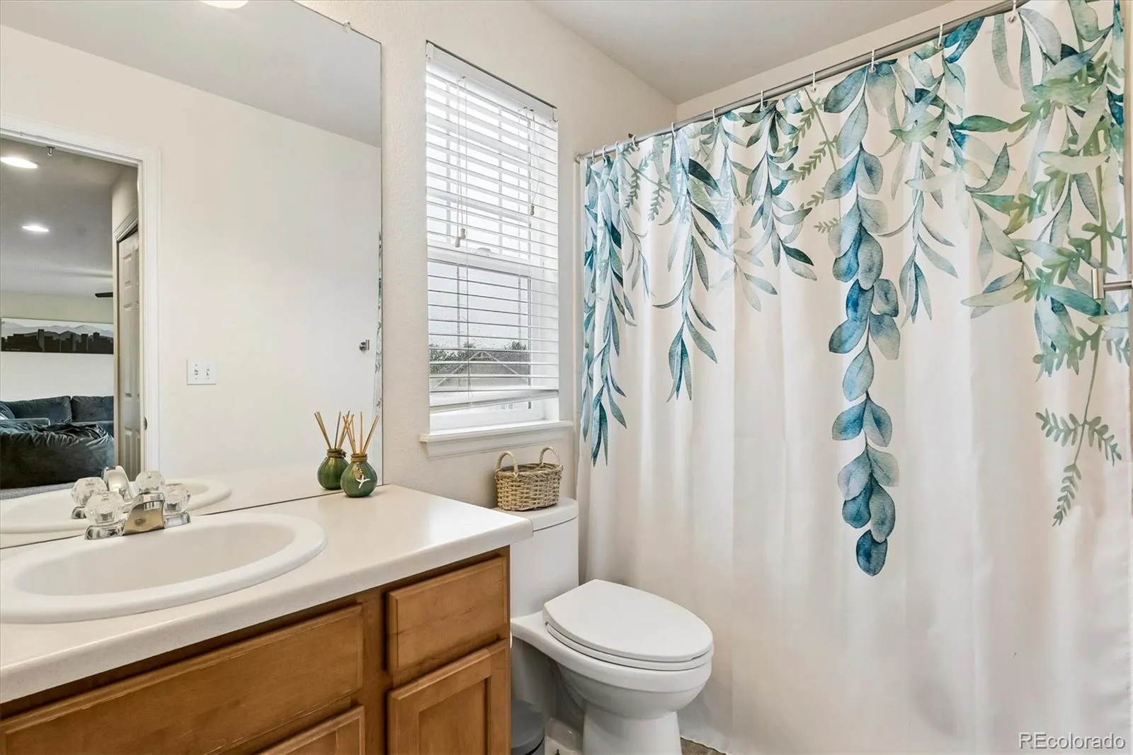 8248 Dressage Road Littleton CO 80125 | MLS #REC5427153 05212026005007 1600 29