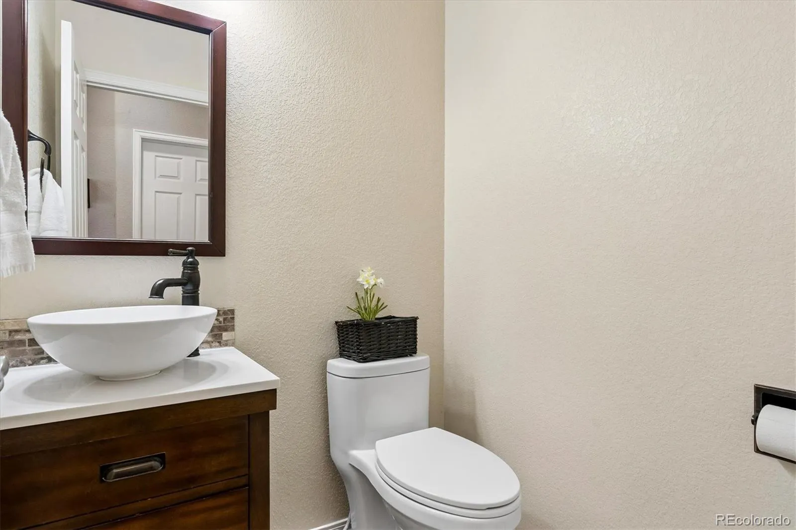 8248 Dressage Road Littleton CO 80125 | MLS #REC5427153 05212026005007 1600 7