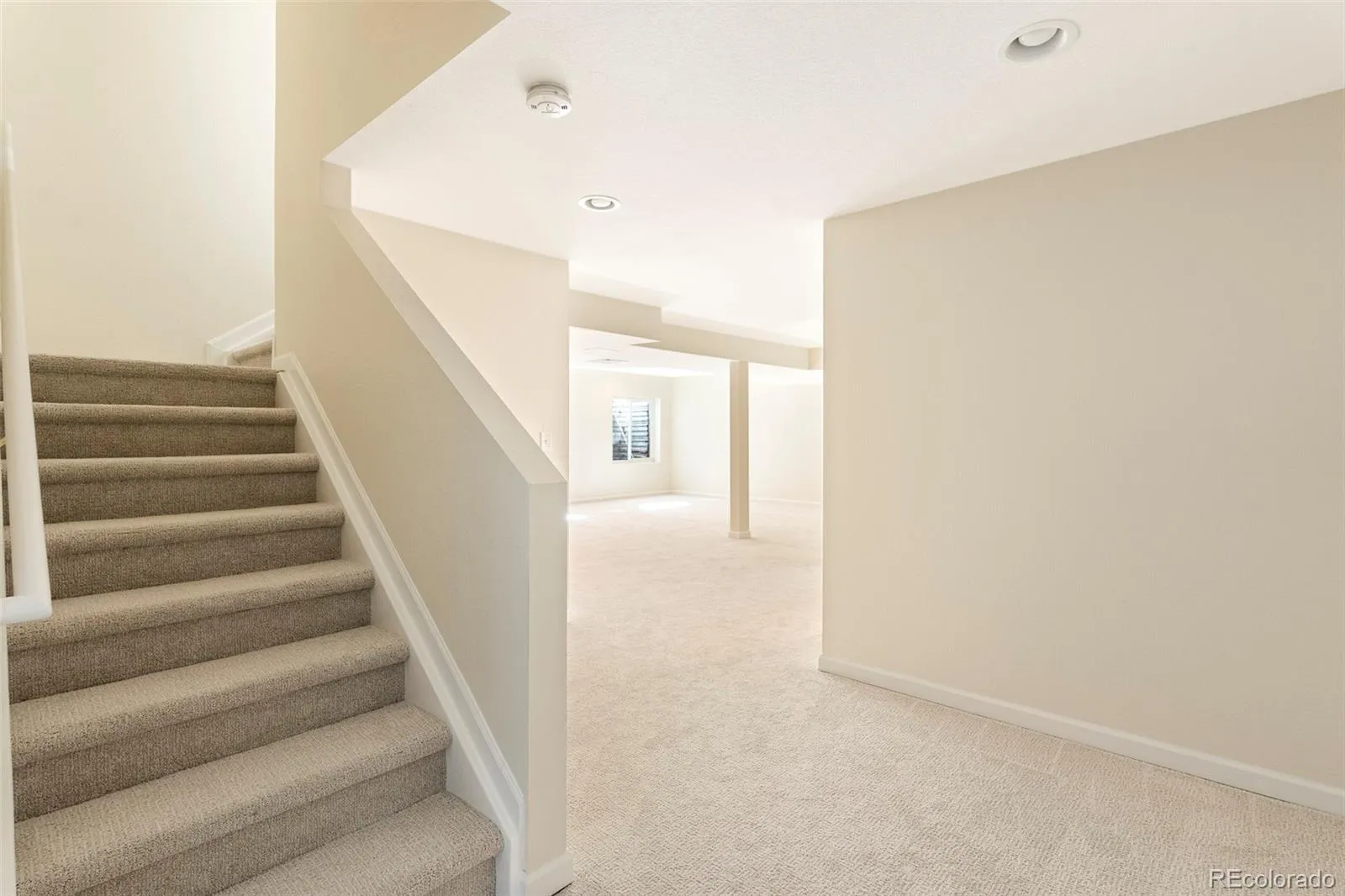 9404 E Arbor Drive Englewood CO 80111 MLS #REC5427405 05092026205255 1600 25