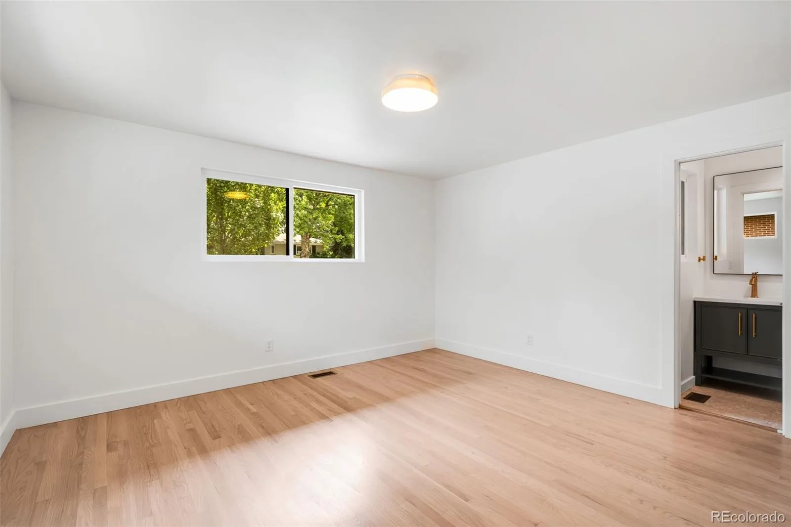 3253 S Columbine Street Denver CO 80210 | MLS #REC5428325 08172026231042 1600 16