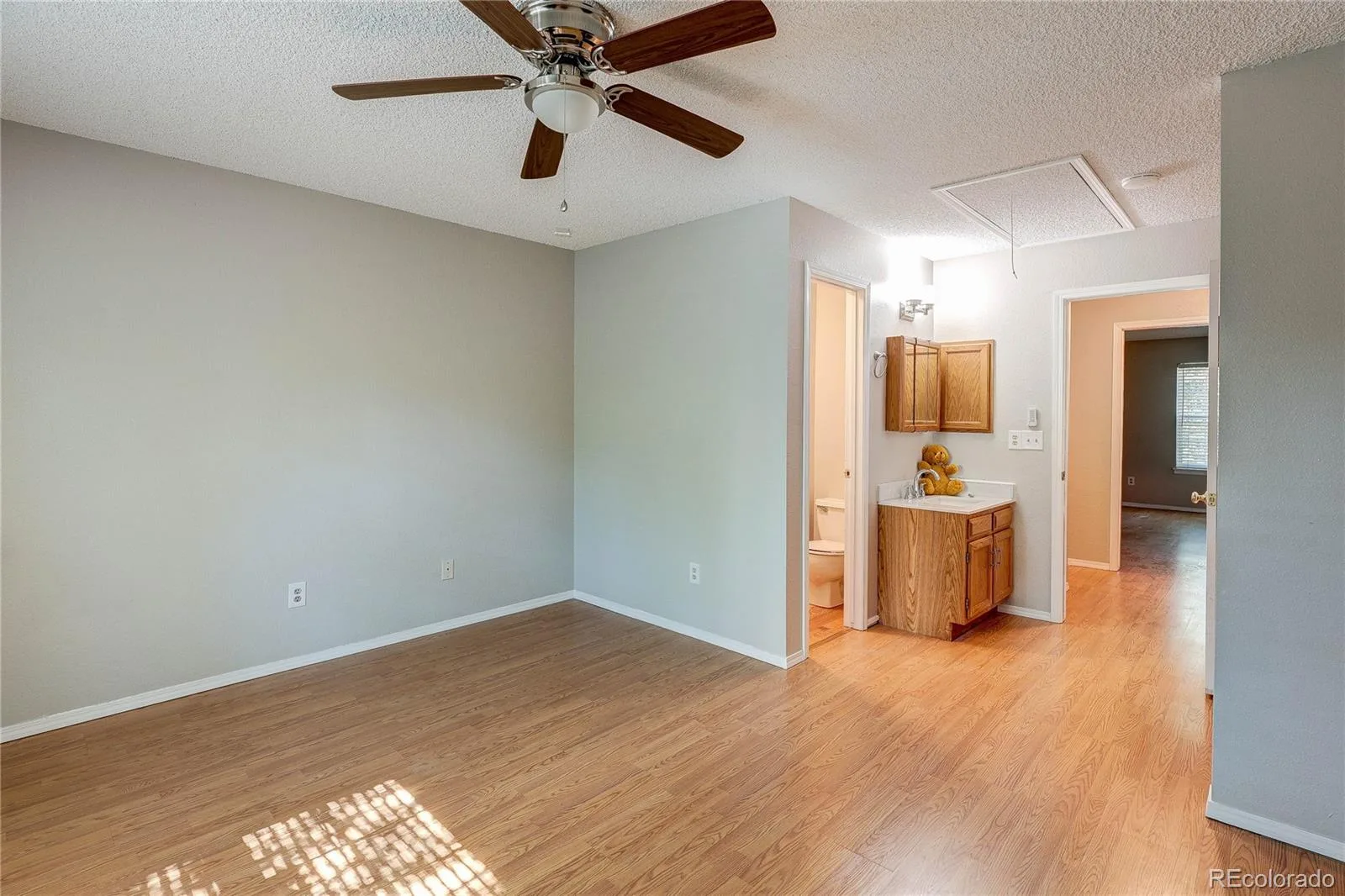 10268 W Dartmouth Avenue Lakewood CO 80227 | MLS #REC5429330 06182026202643 1600 18