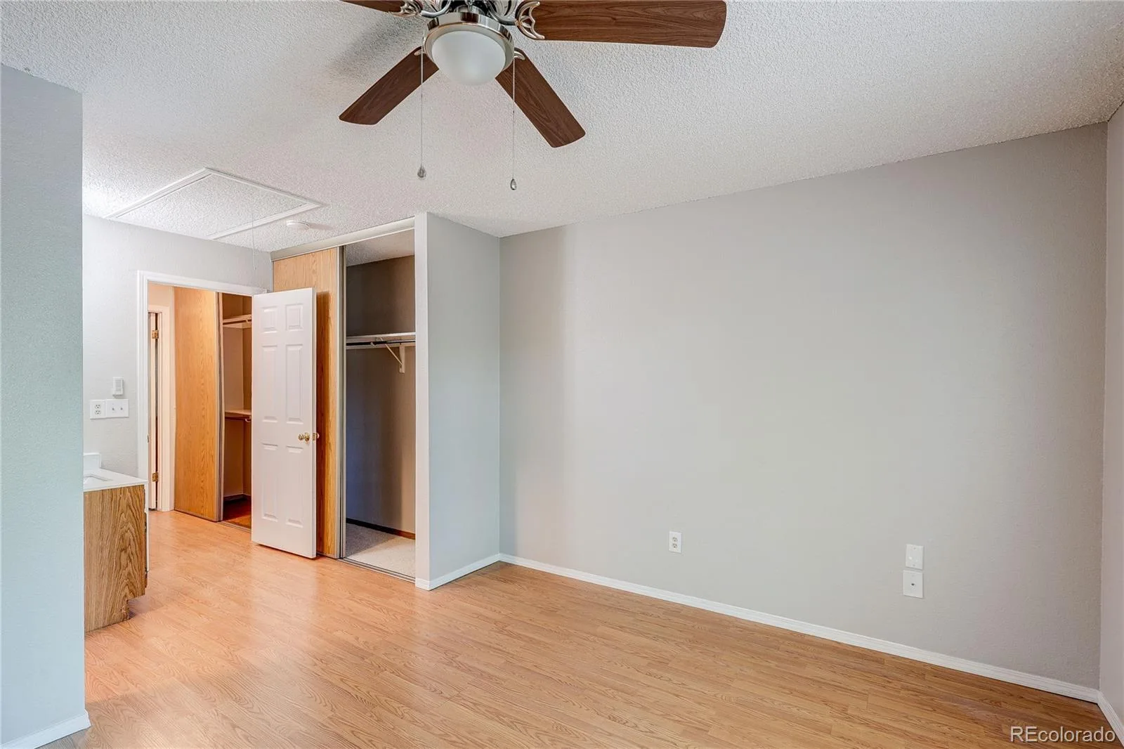 10268 W Dartmouth Avenue Lakewood CO 80227 | MLS #REC5429330 06182026202643 1600 19