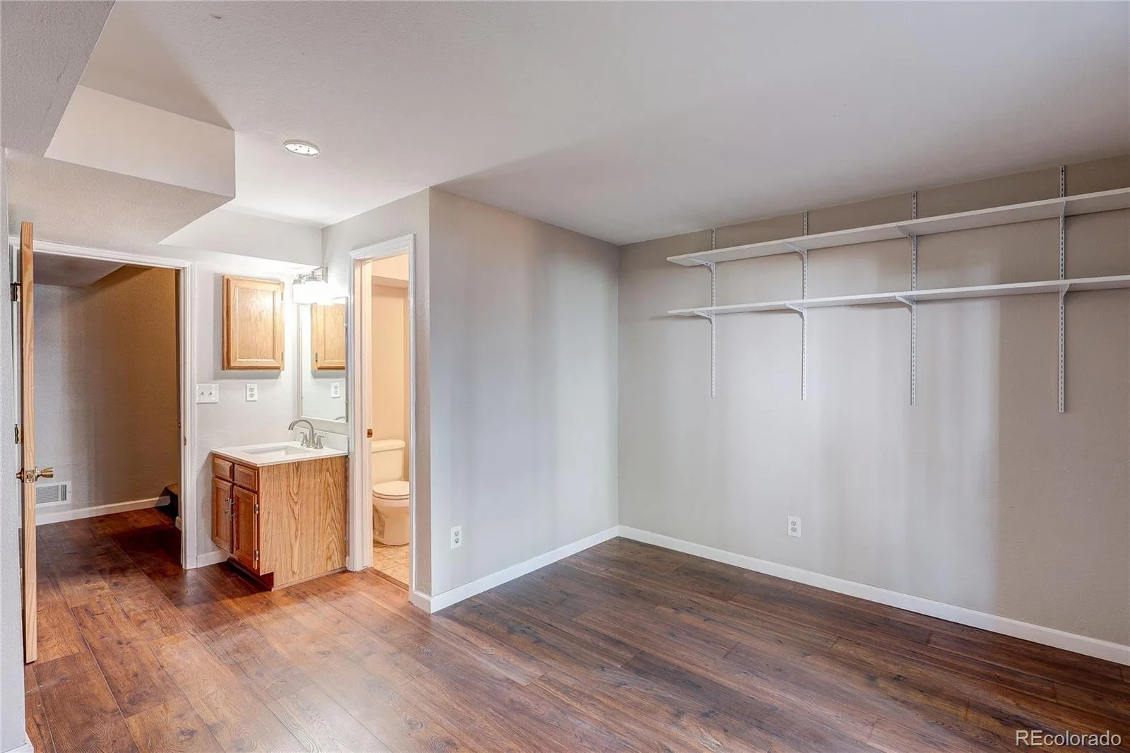 10268 W Dartmouth Avenue Lakewood CO 80227 | MLS #REC5429330 06182026202643 1600 24