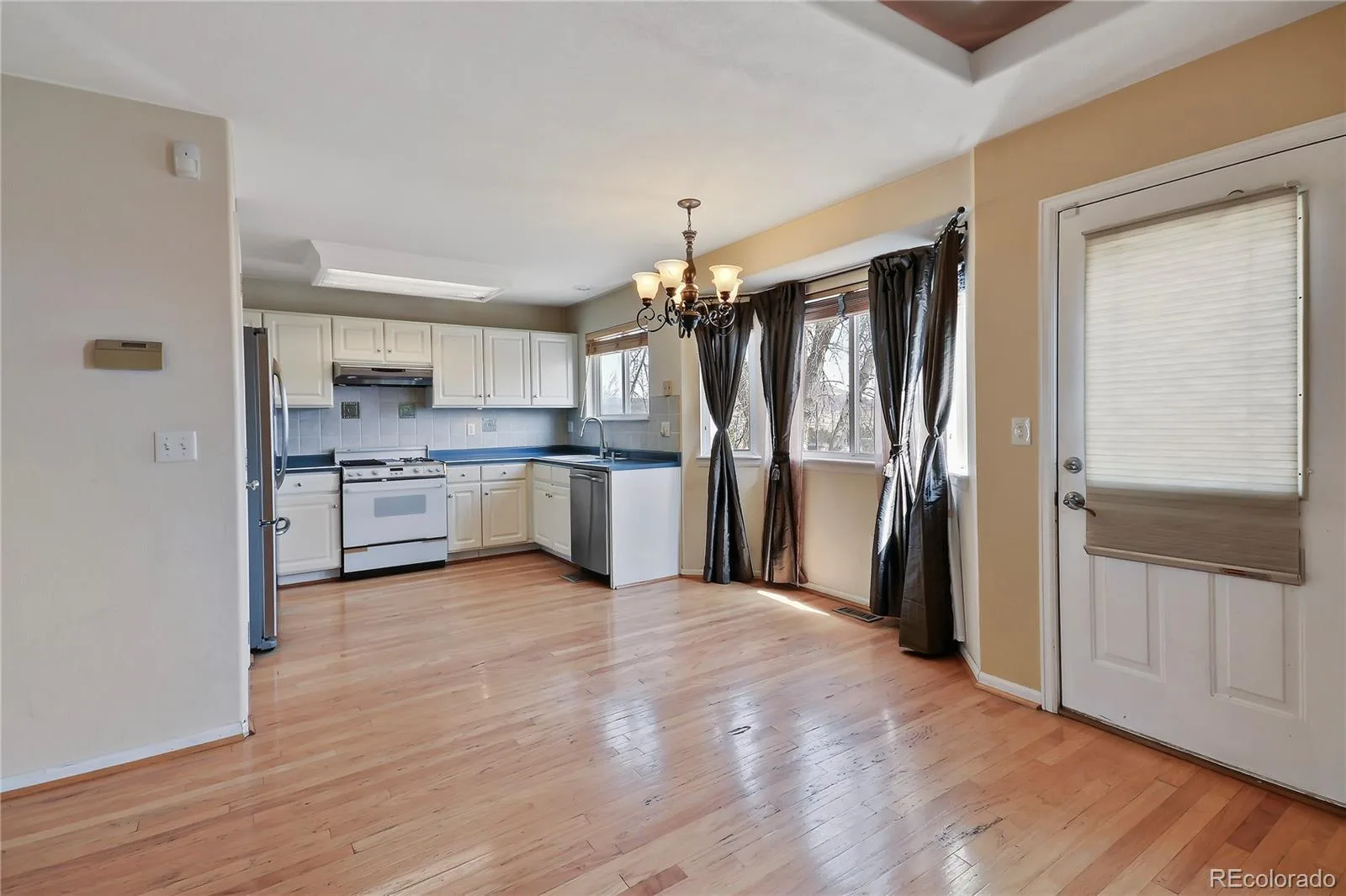 4812 N Silverlace Drive Castle Rock CO 80109 | MLS #REC5430108 07282026141646 1600 11