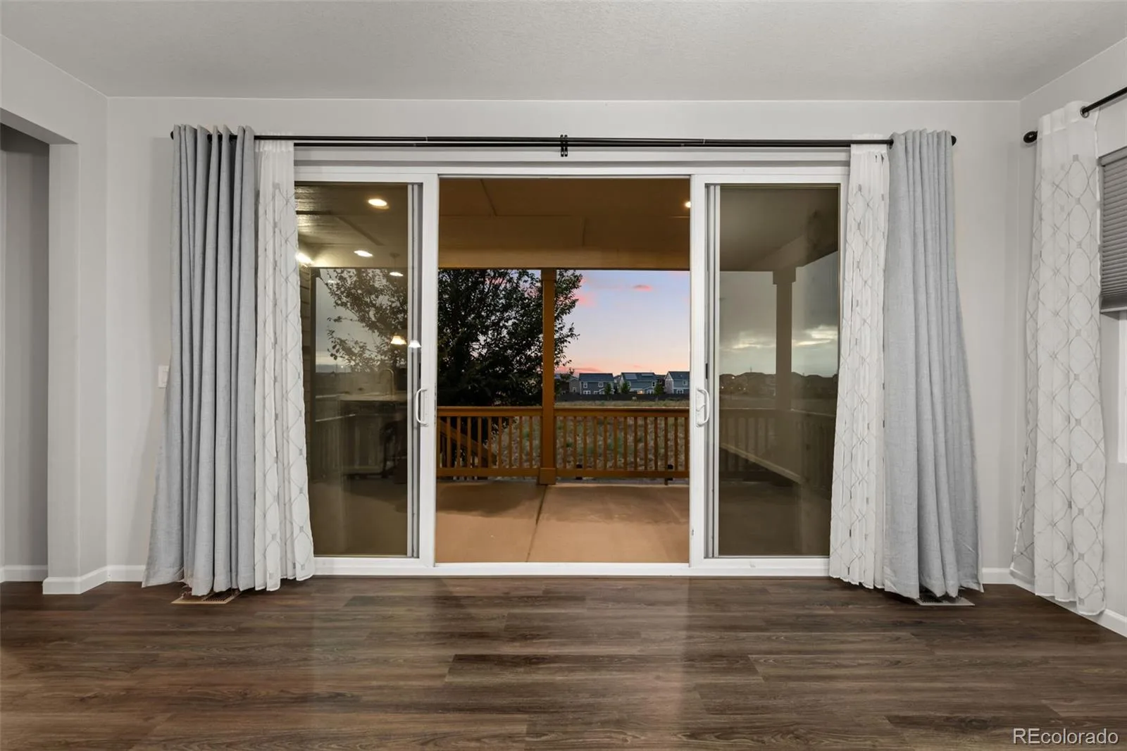 639 N Waterloo Court Aurora CO 80018 | MLS #REC5430177 08272026140418 1600 18