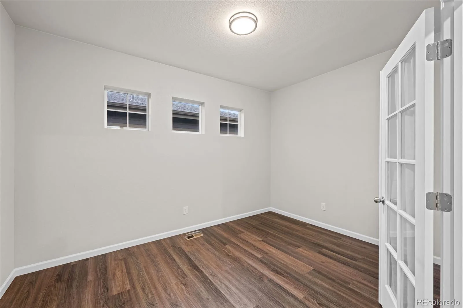 639 N Waterloo Court Aurora CO 80018 | MLS #REC5430177 08272026140418 1600 23