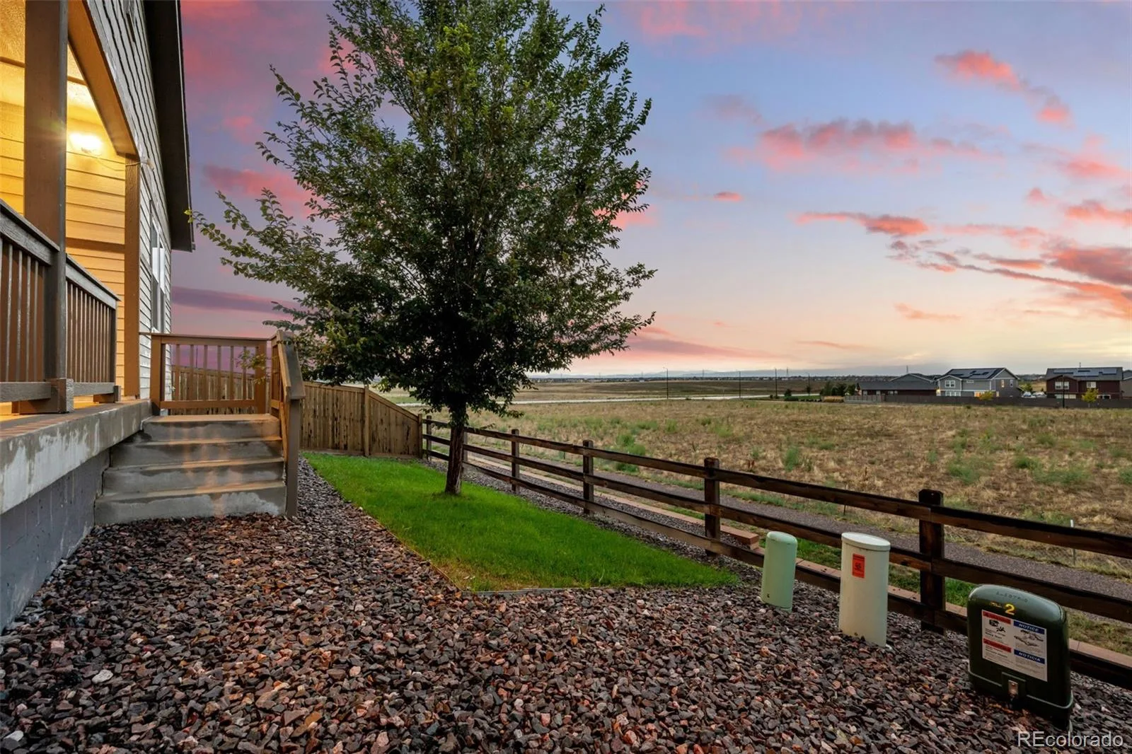 639 N Waterloo Court Aurora CO 80018 | MLS #REC5430177 08272026140418 1600 40