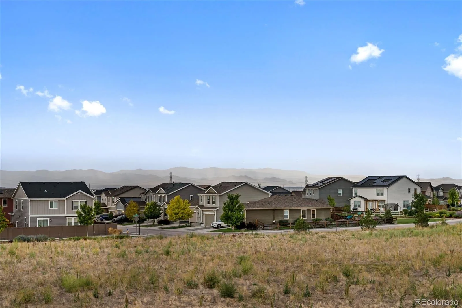 639 N Waterloo Court Aurora CO 80018 | MLS #REC5430177 08272026140418 1600 45