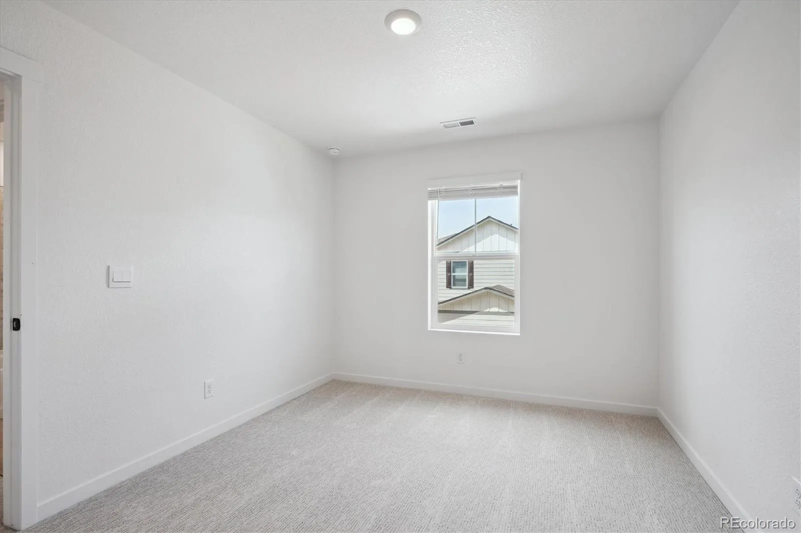656 N Tempe Street Aurora CO 80018 | MLS #REC5430368 07282026214852 1600 6