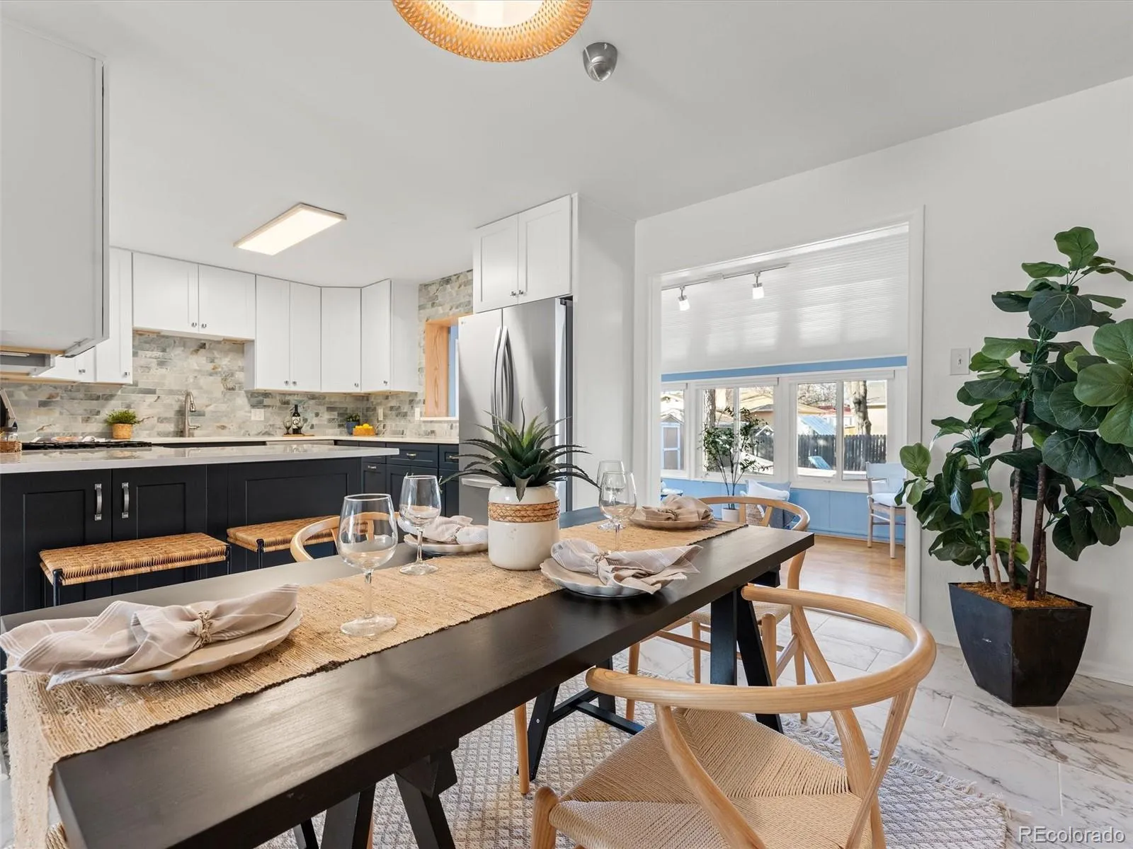 04052026220803 1600 7