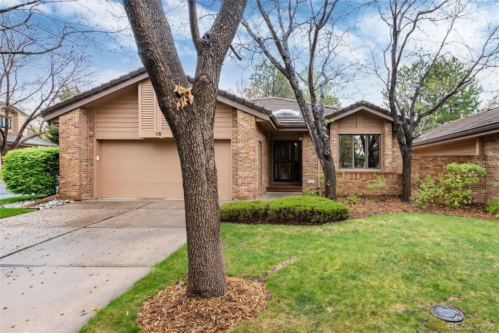 7500 E Dartmouth Avenue #16 Denver CO 80231 MLS #REC5434381 05142025041623 1600 1