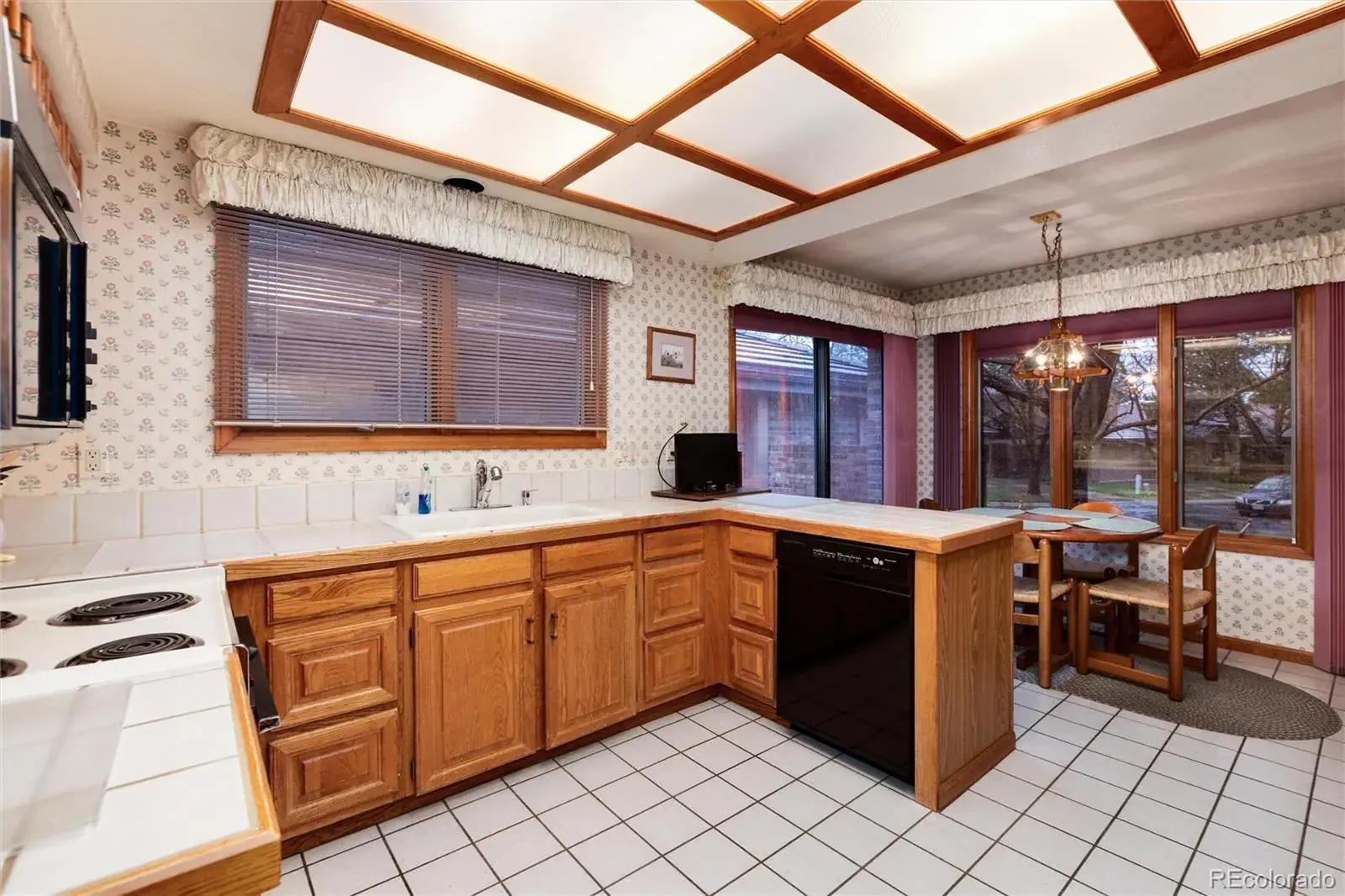 7500 E Dartmouth Avenue #16 Denver CO 80231 MLS #REC5434381 05142025041623 1600 15