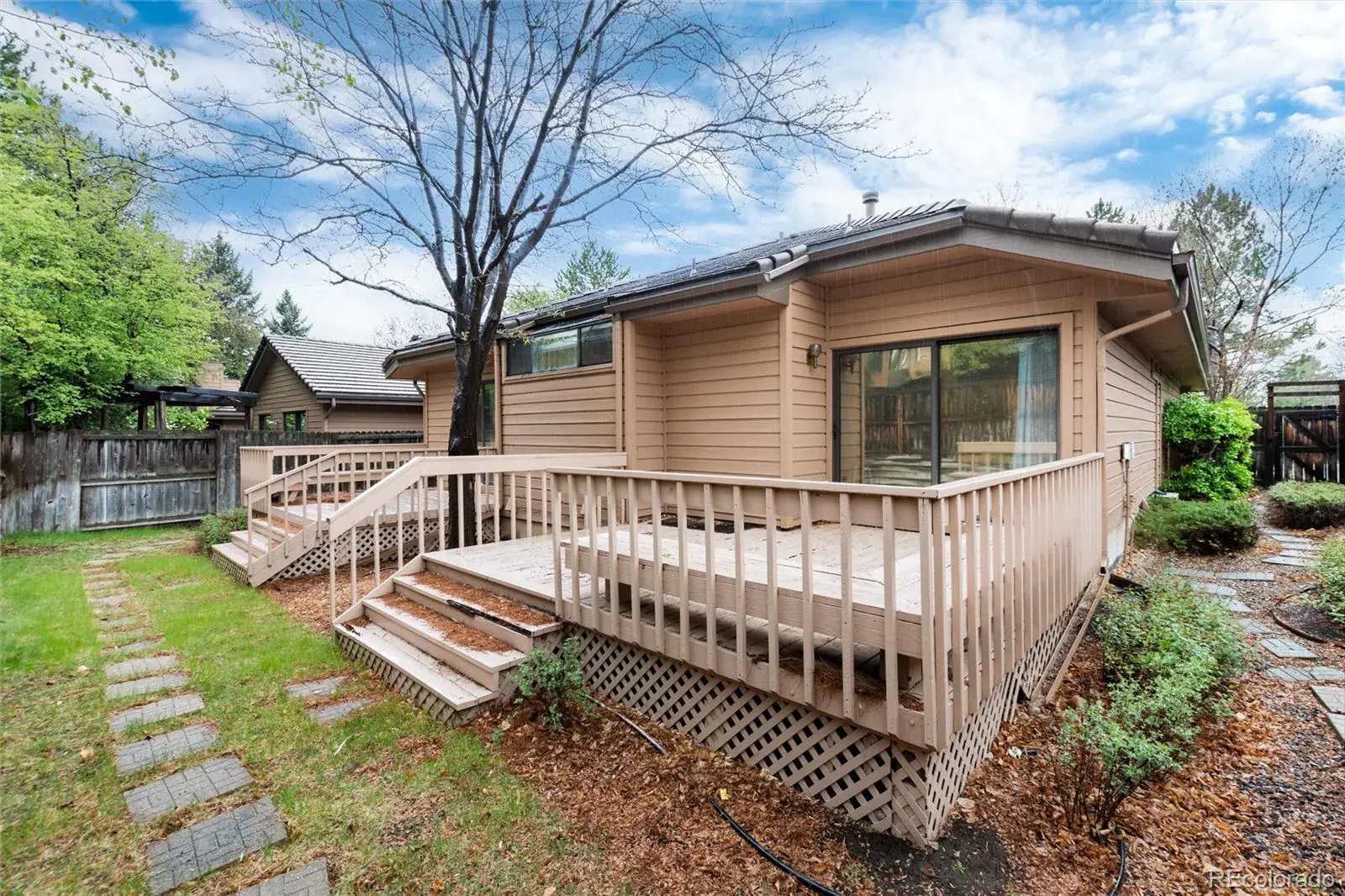 7500 E Dartmouth Avenue #16 Denver CO 80231 MLS #REC5434381 05142025041623 1600 44