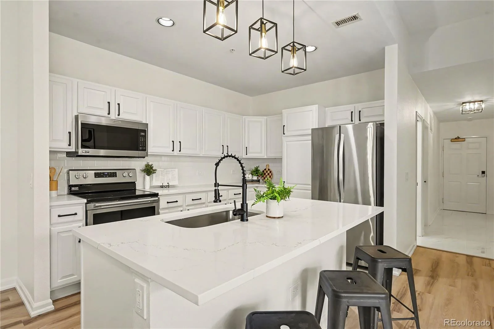 1200 N Cherokee Street #404 Denver CO 80204 | MLS #REC5434499 09232026031930 1600 4