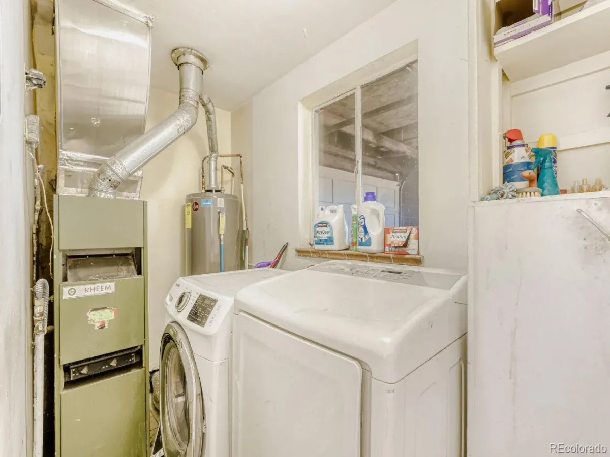 1605 Oakland Street Aurora CO 80010 MLS #REC5434960 03152026010724 1200 20