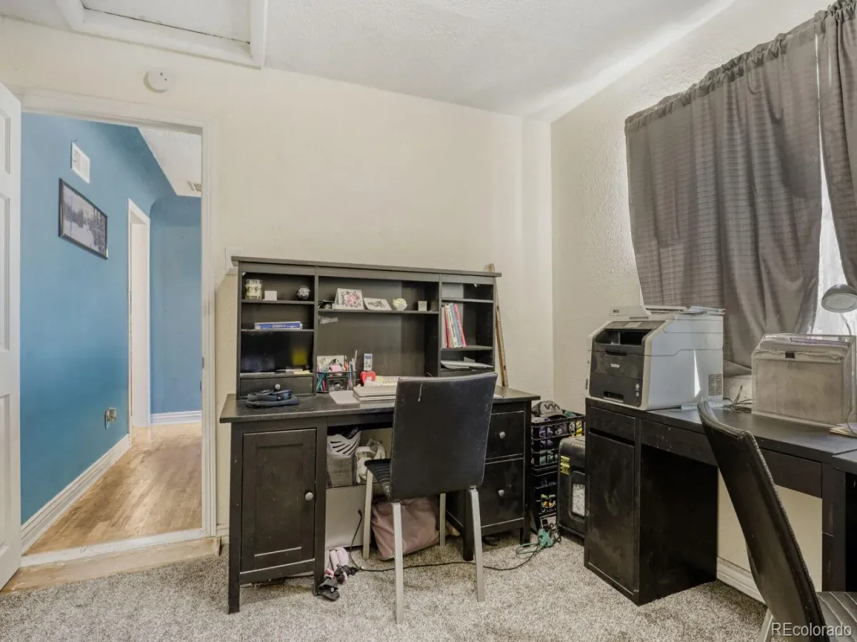 1605 Oakland Street Aurora CO 80010 MLS #REC5434960 03152026010724 1200 7