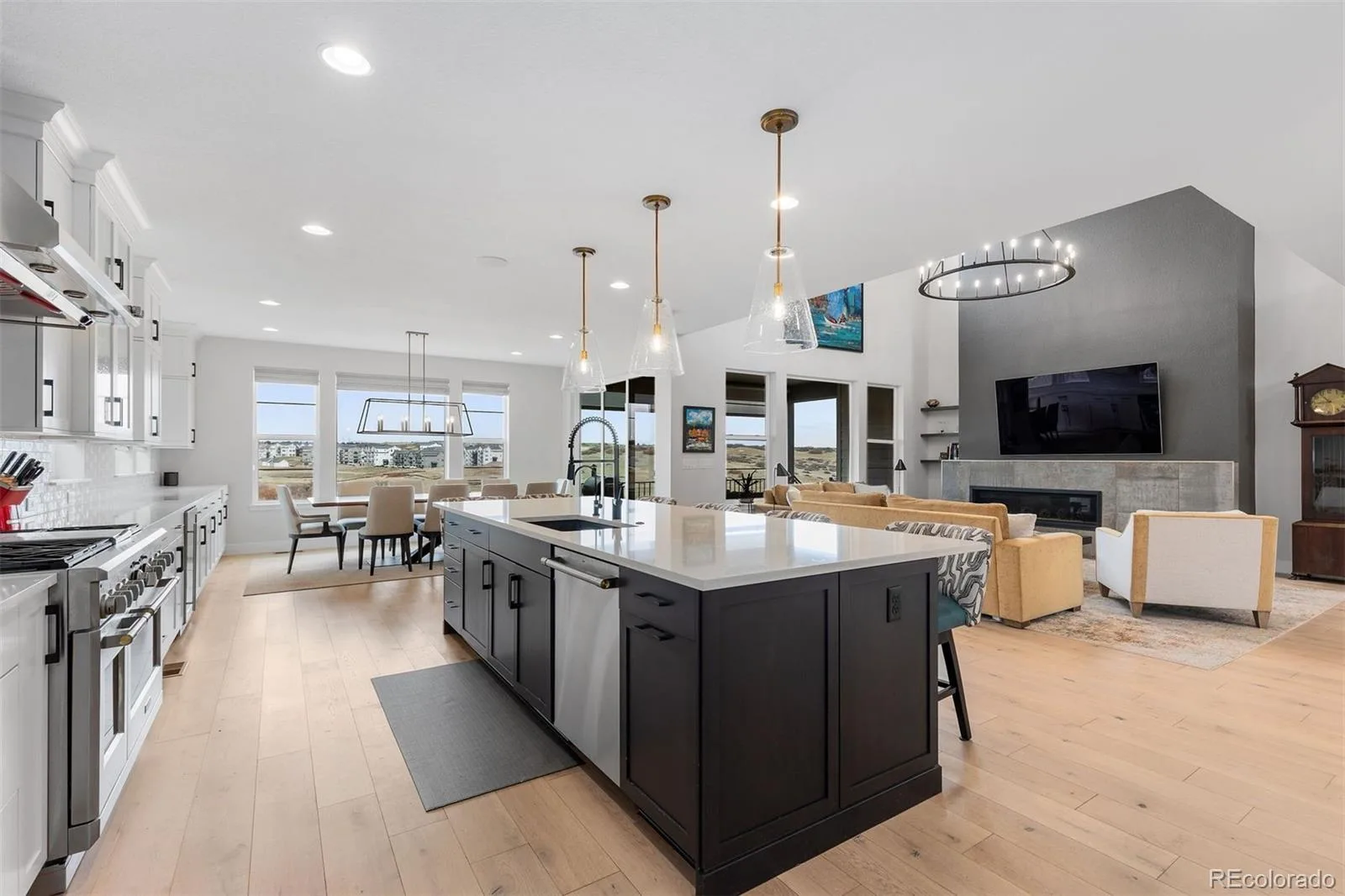 7077 Copper Sky Circle Castle Pines CO 80108 | MLS #REC5435090 08192026005727 1600 12