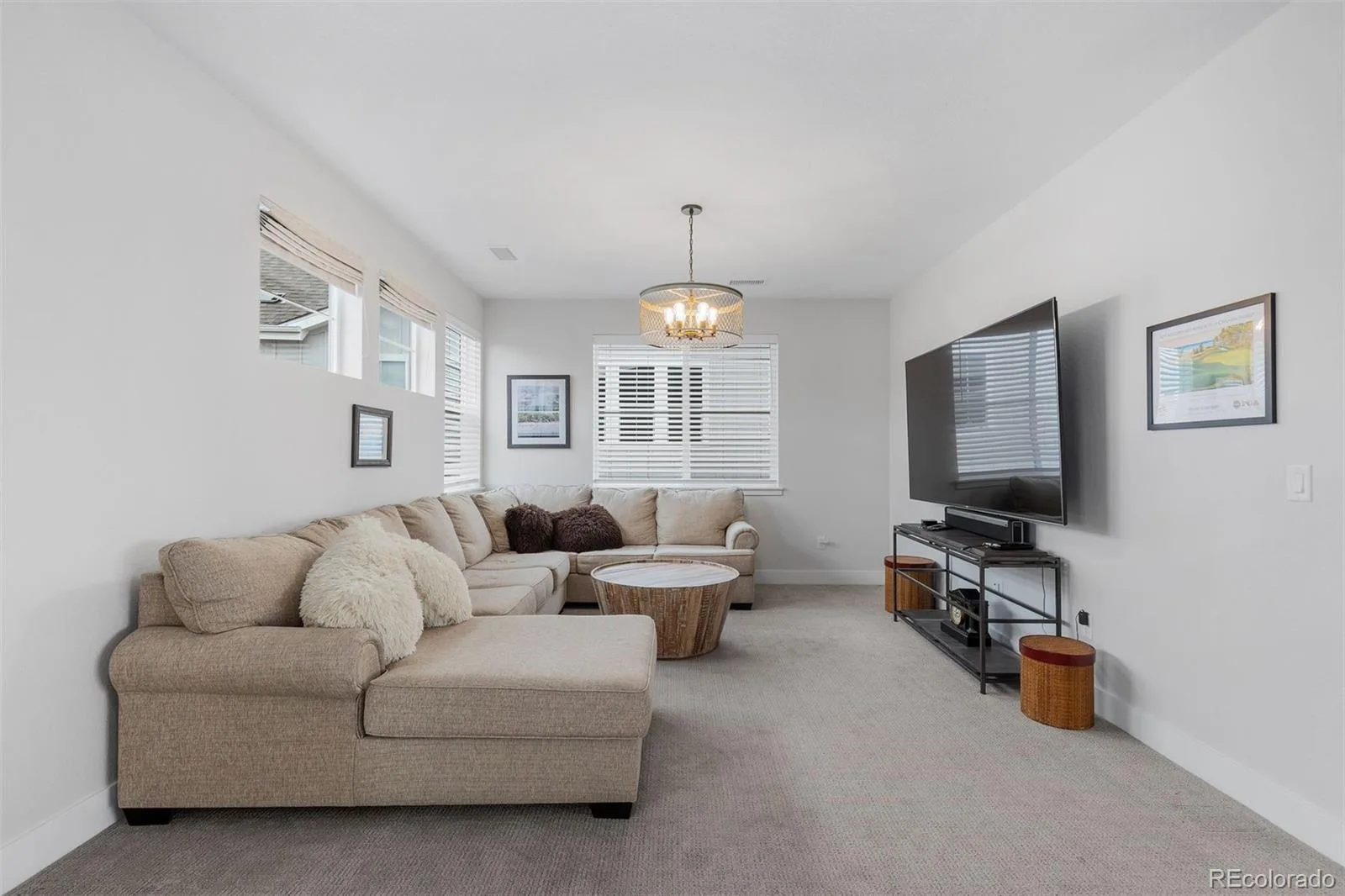 7077 Copper Sky Circle Castle Pines CO 80108 | MLS #REC5435090 08192026005727 1600 17