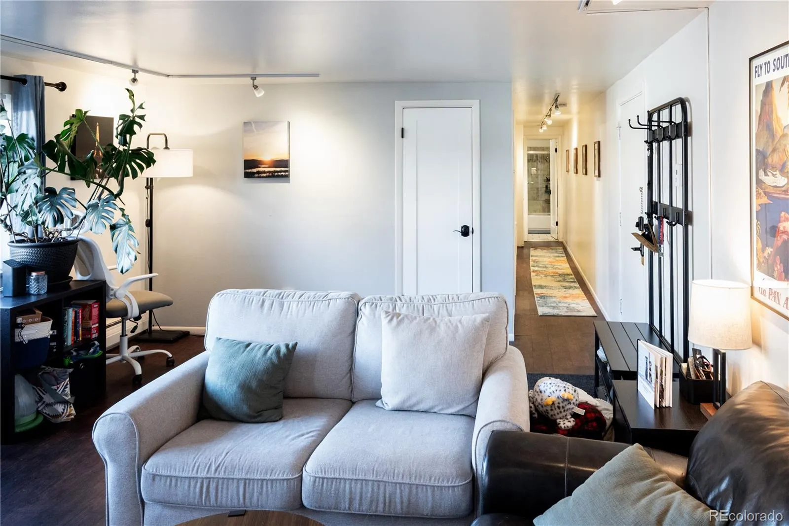 04212026170959 1600 13