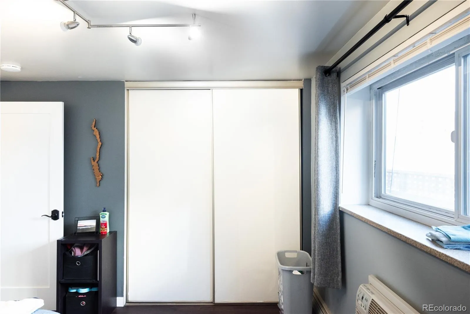 04212026170959 1600 17