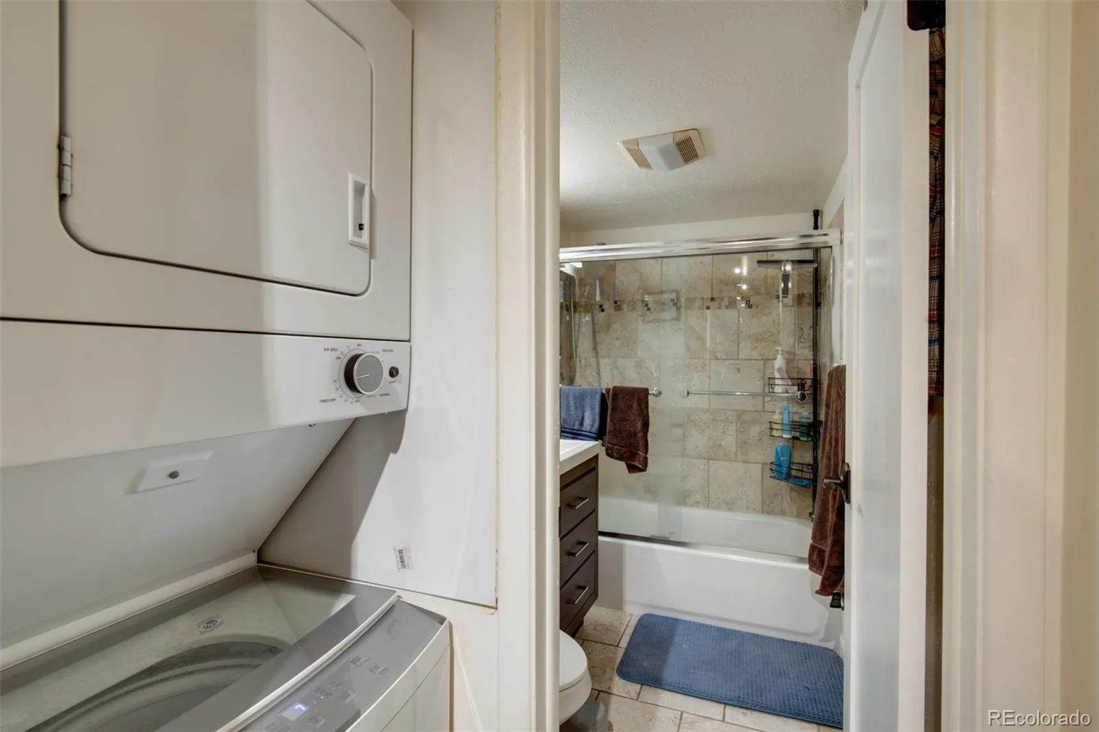 04212026170959 1600 23