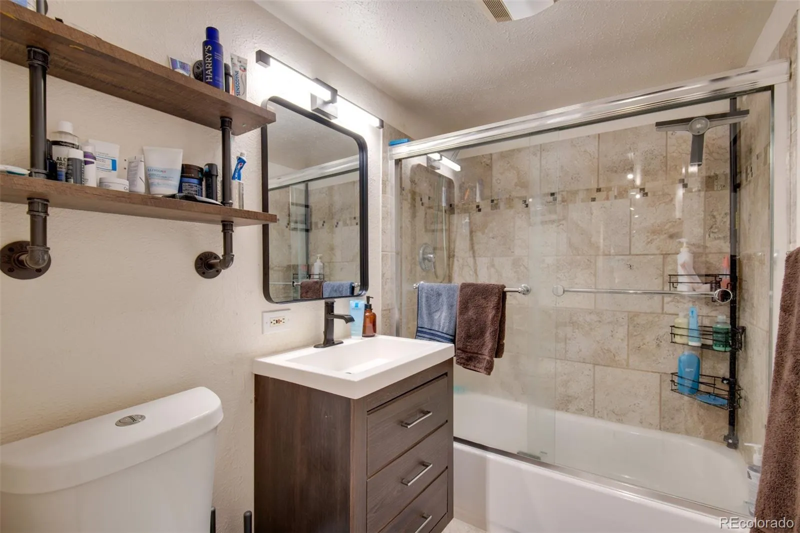 04212026170959 1600 26